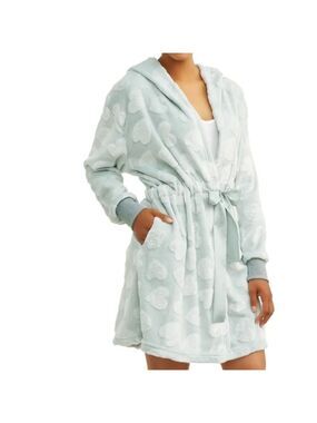 Papier by Mosaic Bath & Spa Signature luxurius robe white hearts OSFM